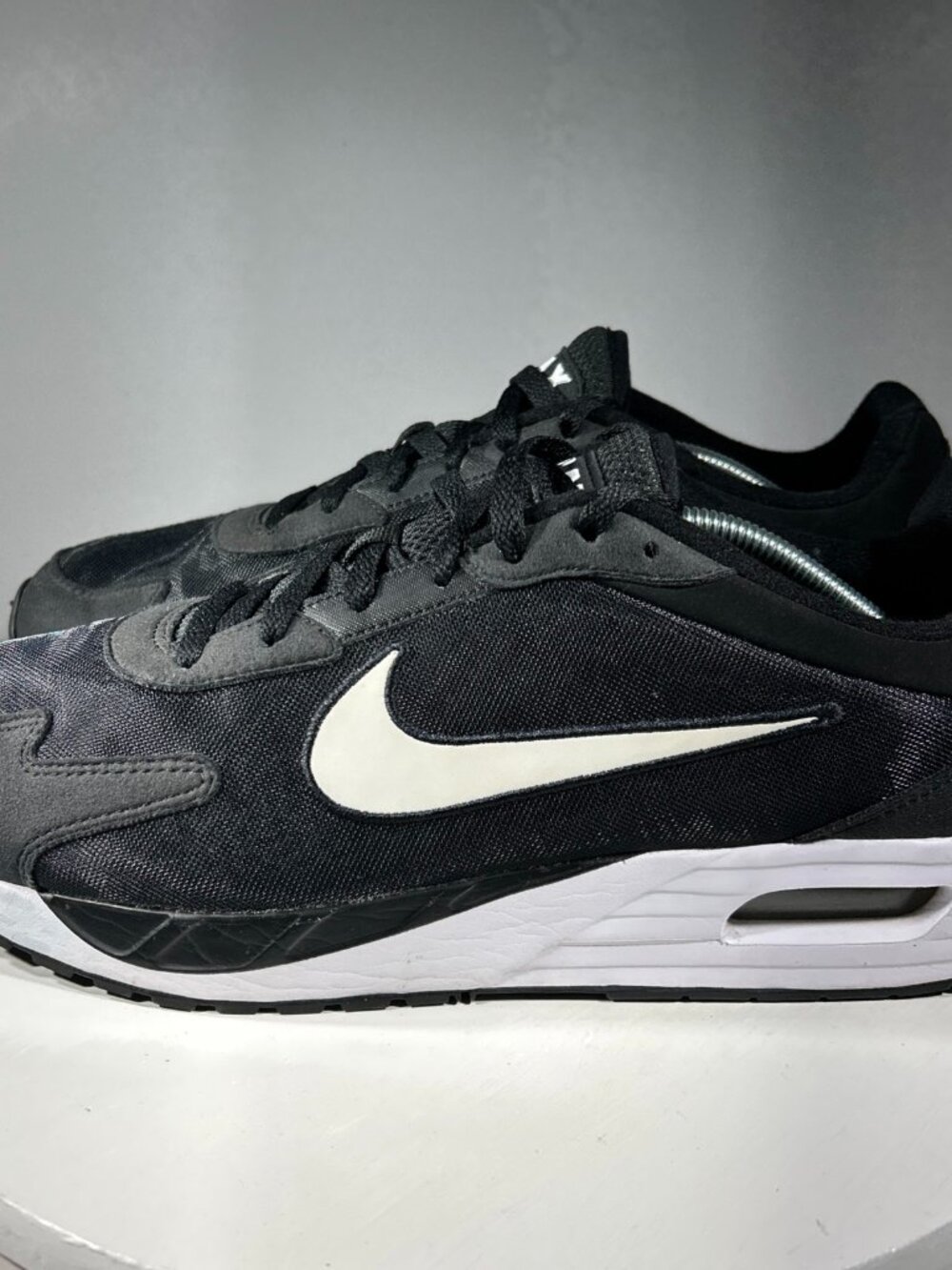 Nike Air Max Solo Mens Shoes Size 13 Black White Fashion Sneakers - USED TWICE
